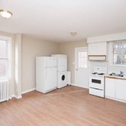 2 Bedroom Apartment for Rent in Little Italy - Photo 3