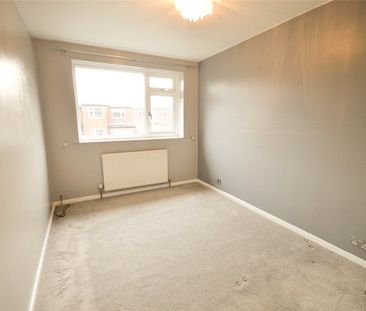 Broadfield Grove, Reddish, Stockport, SK5 6XN - Photo 3