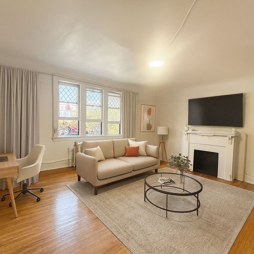 For Lease - 2393 Queen Street Unit# 17, Toronto, Ontario - Photo 1