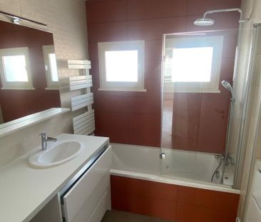Location Appartement 4 pièces 104m² VILLAZ 74370 - Photo 6