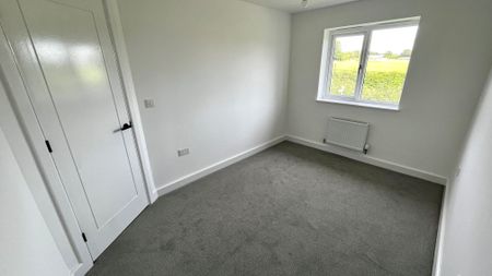 Blackthorn Way, Chesterfield, Pilsley - Photo 2