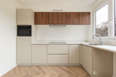 GERENOVEERD APPARTEMENT - Foto 2