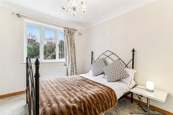 5 bedroom detached house to rent - Photo 1