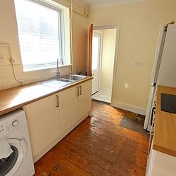 Sydenham Street, Whitstable, CT5 1HL, Kent - Photo 2