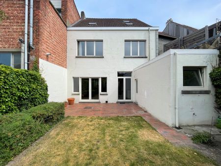 Ruime 4-slaapkamerwoning met stadstuin te huur in Gent! - Foto 4