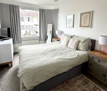 3 bedroom House To Let Total Size: 786 SQ FT - Photo 2