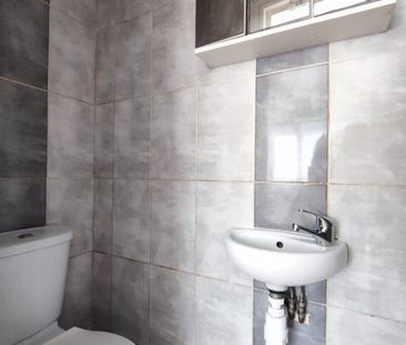 Studio Flat, Shelbourne Road, N17 - Photo 4