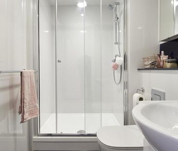 1 bedroom private hall to rent - Photo 6