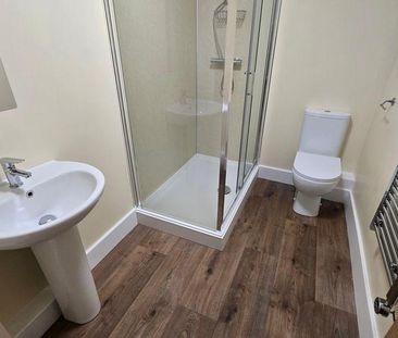 Goschen Street, Southwick, Sunderland, Tyne & Wear, SR5 2LR - Photo 6