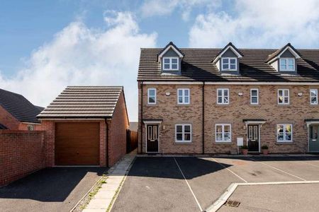 Travers Street, Salford, M7 - Photo 3