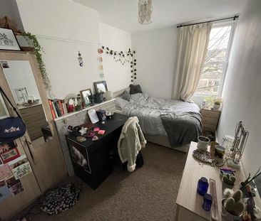 5 bedroom flat to rent - Photo 5