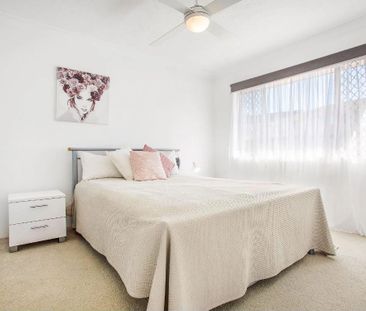 5/38 Duet Drive, Mermaid Waters QLD 4218 - Apartment For Rent | Domain - Photo 5