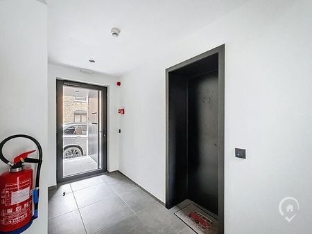 Appartement te huur - Foto 2