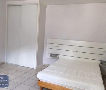 Location Appartement 1 pièce 29m² BOURG EN BRESSE 01000 - Photo 2