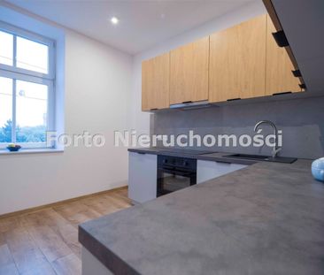 Chorzów, Batory, Plac Nowary - Фото 5