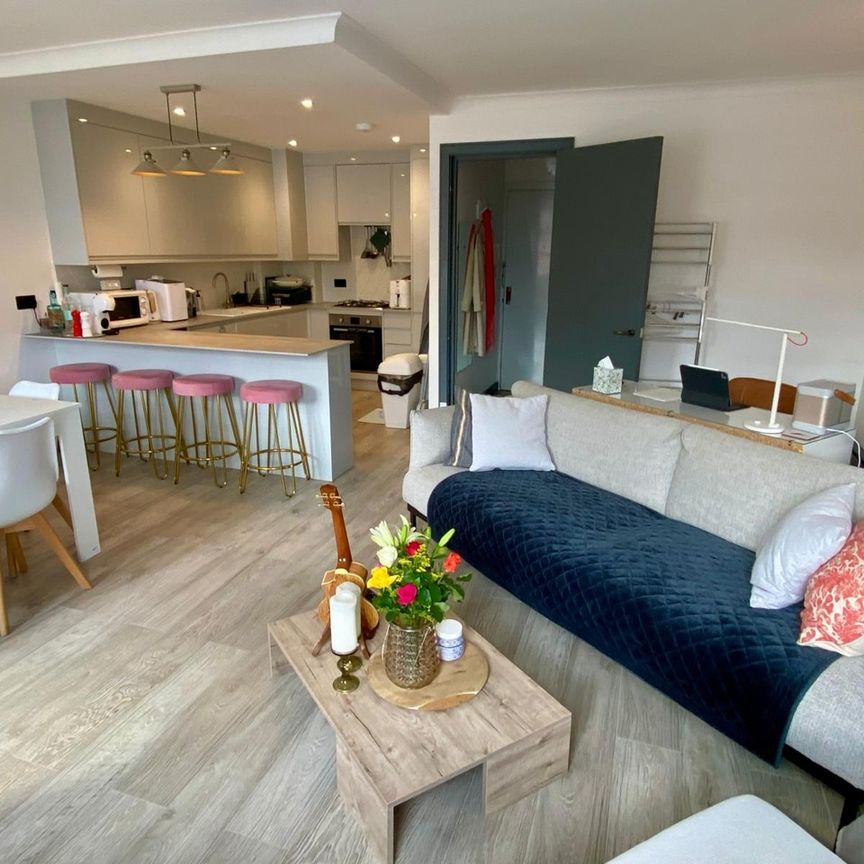 3 Bed Maisonette, Portland House, NW8 - Photo 1