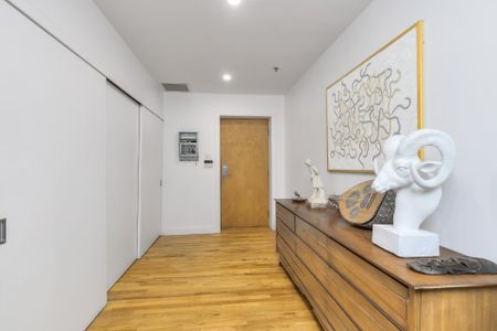 Condo for rent, Montréal (Ville-Marie) - Photo 4