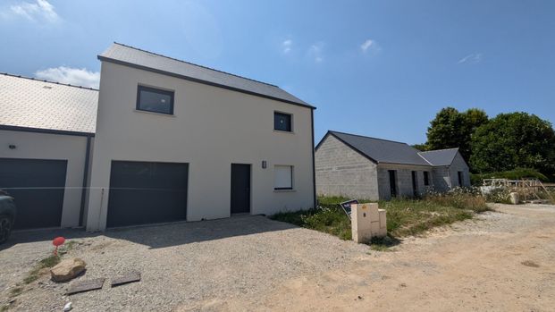 Maison neuveT5 de 96.89 m² à NIVILLAC - Photo 1