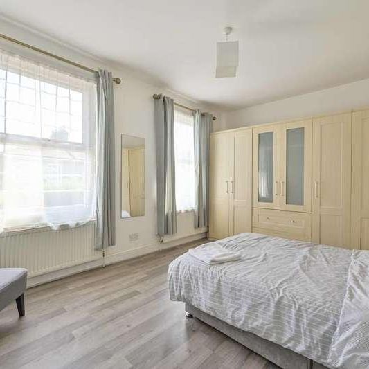 Haydons Road, South Wimbledon, SW19 - Photo 1