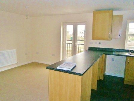 2 bedroom flat to rent - Photo 4