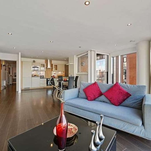 Amazing Two Double Bedroom Apartment In Victoria Dock, E16 - Photo 1