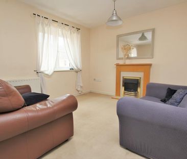 2 bedroom terraced house to rent - Photo 2