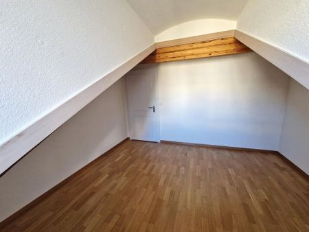 3.5-room apartment in the attic - Photo 2