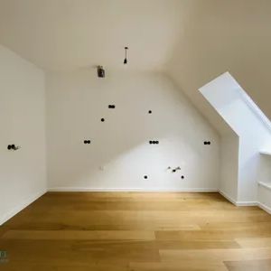 DACH-TERRASSEN-WOHNUNG IN PALAIS - Photo 3