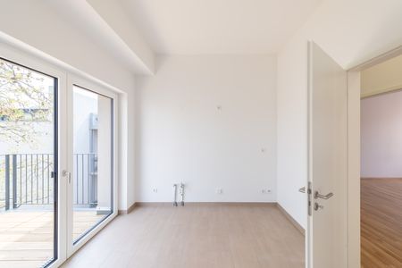 Tolle 3-Raum-Wohnung mit Dachterrasse, Balkon & Klimaanlage - WE19 - Photo 3