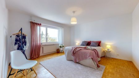 "Wohnglück auf den ersten Blick!" - Photo 2