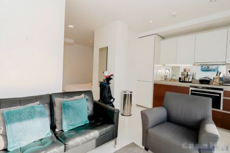 Studio Flat 222 - Photo 3