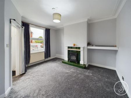 2 bedroom terraced house to rent - Photo 2