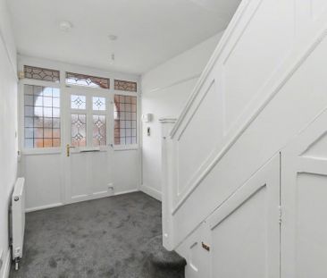 3 bedroom detached house to rent - Photo 2