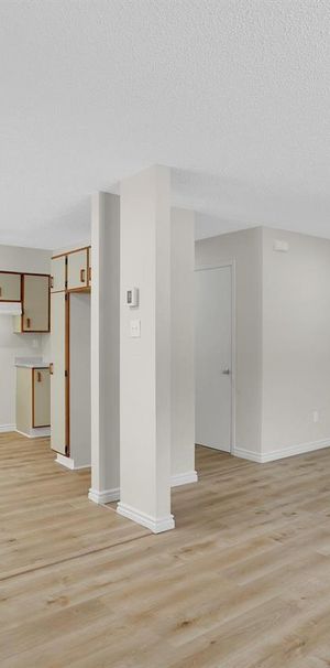 880-1 - 880 Boulevard De La Cité-des-Jeunes, Hull - Photo 1