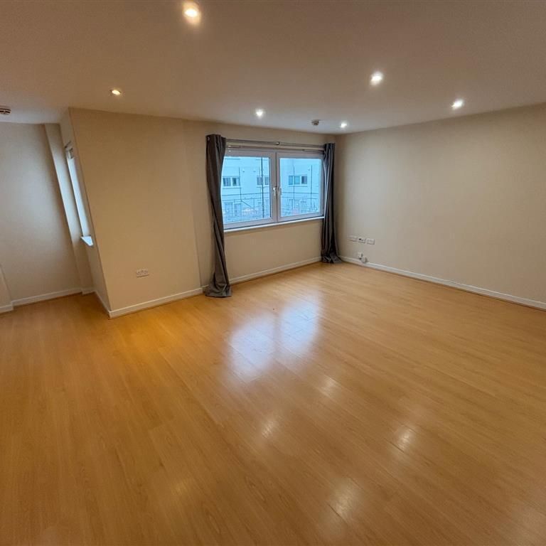 Paramount, Beckhampton Street, Swindon - Photo 1