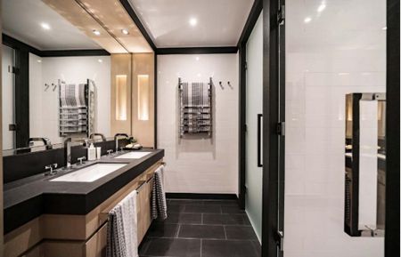 3 bedroom apartment to rent - Photo 3