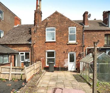 3 bedroom maisonette to rent - Photo 4