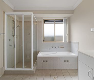 Well Maintained Villa - Photo 6