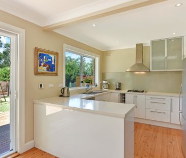 28 Bowen Avenue, Turramurra - Photo 5