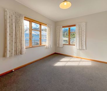 Life By The Beach!! - Photo 3