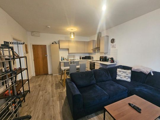 College Place, Southampton - Photo 1