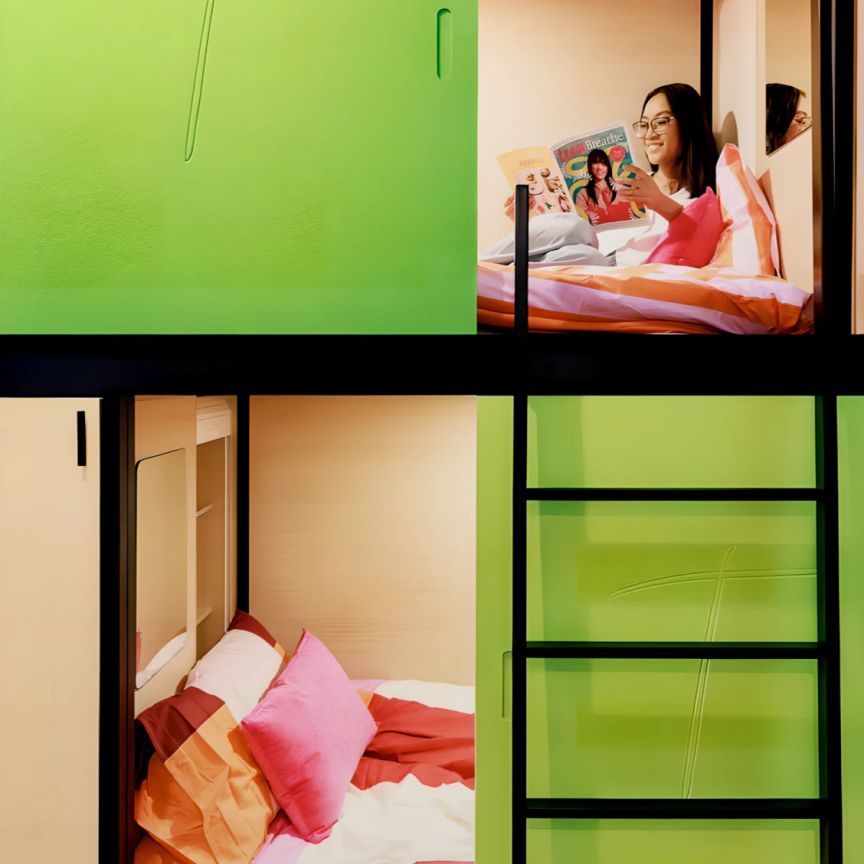 Private Sleeping Pod - Photo 1