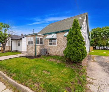 For Lease - 128 Cross Avenue, Oakville, Ontario - Photo 2