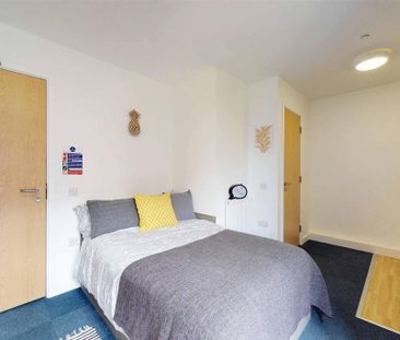 Studio to rent - Photo 2