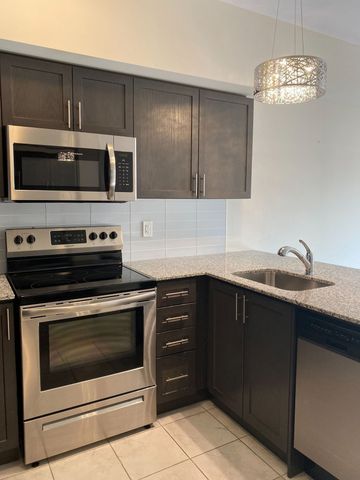 For Lease - 28 Fieldway Road Unit# 51, Toronto, Ontario - Photo 4