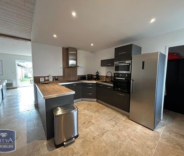 Location Maison 5 pièces 140m² CASTELJALOUX 47700 - Photo 6