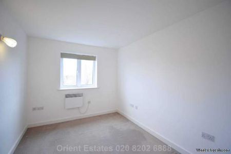 2 bedroom property to rent in London - Photo 4