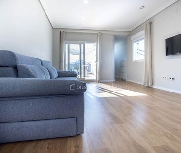 Excellent 3 Bedroom penthouse with 12m² terrace for rent in Gran Ví... - Photo 5