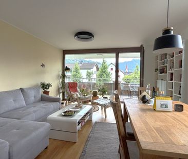 Familiäre sonnige 3 Zimmer Wohnung mit TG-Stellplatz - Photo 1