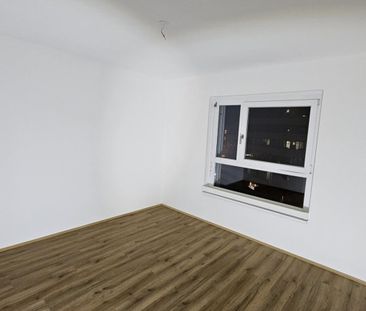 3 Zimmerwohnung mit Loggia und Küche - Unbefristeter Mietvertrag - ... - Photo 3